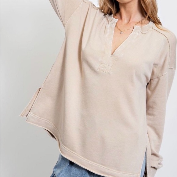 Easel Cream V-Neck Sweatshirt - Picture 5 of 5